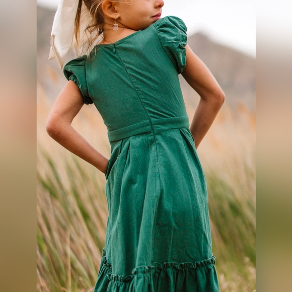 Ivy City Co Mini Dahlia Dress in Green 3T - Picture 3 of 6